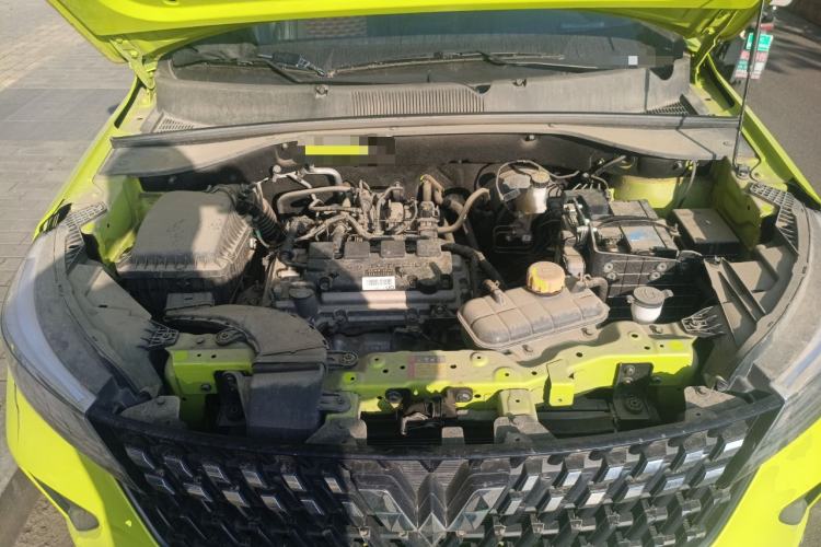 Used Wuling Alvez 2022 1.5L Manual Free-Style Model Engine Bay