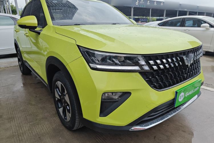 Used Wuling Alvez 2022 1.5L CVT Comfort Edition Exterior 1