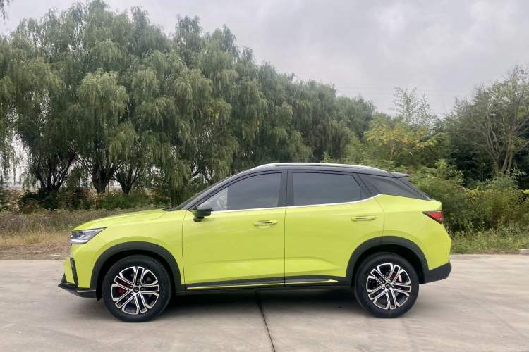 Used Wuling Alvez 2022 1.5T CVT Trendy & Cool Edition Exterior 2