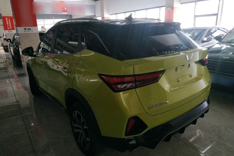 Used Wuling Alvez 2022 1.5T CVT Trendy & Cool Edition Exterior 2