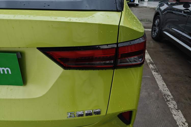 Used Wuling Alvez 2022 1.5L CVT Comfort Edition Exterior 3