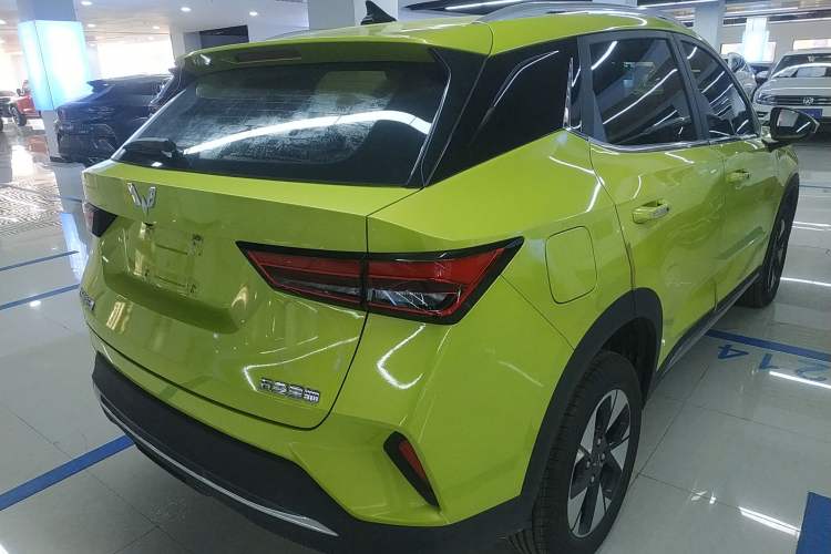Used Wuling Alvez 2022 1.5L CVT Comfort Edition Exterior 5
