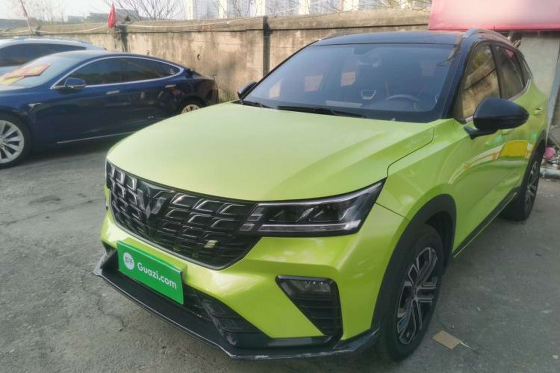 Used Wuling Alvez 2022 1.5T CVT Trendy & Cool Edition Front Left 45 Deg