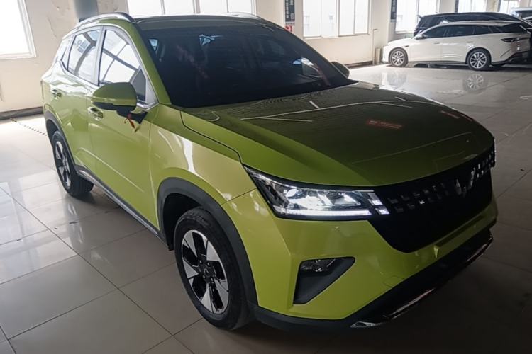 Used Wuling Alvez 2022 1.5L CVT Comfort Edition Front Right 45 Deg