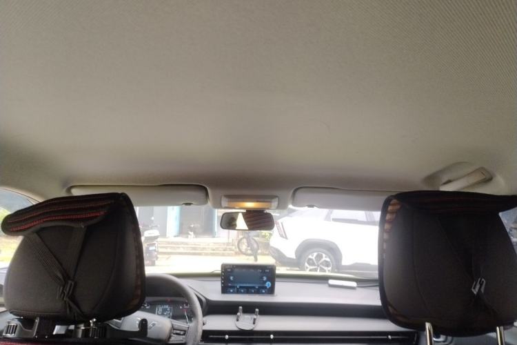 Used Wuling Alvez 2022 1.5L Manual Free-Style Model Headliner