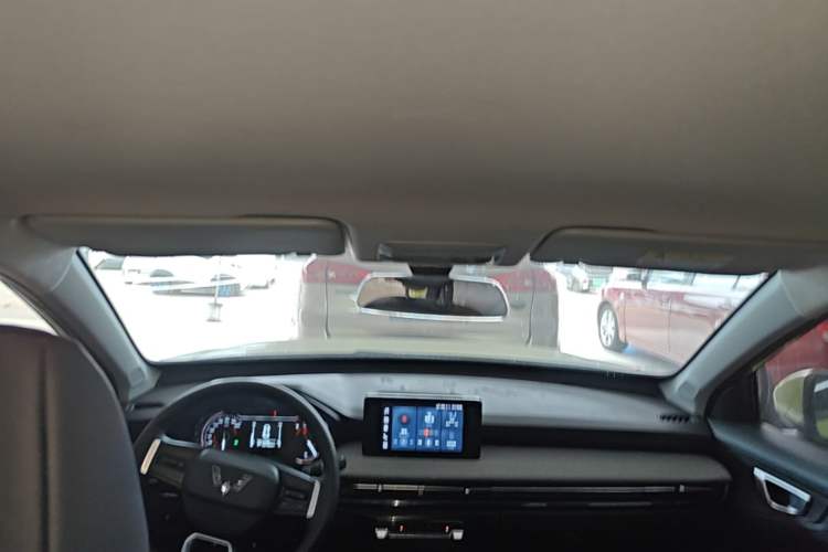 Used Wuling Alvez 2022 1.5L CVT Comfort Edition Headliner