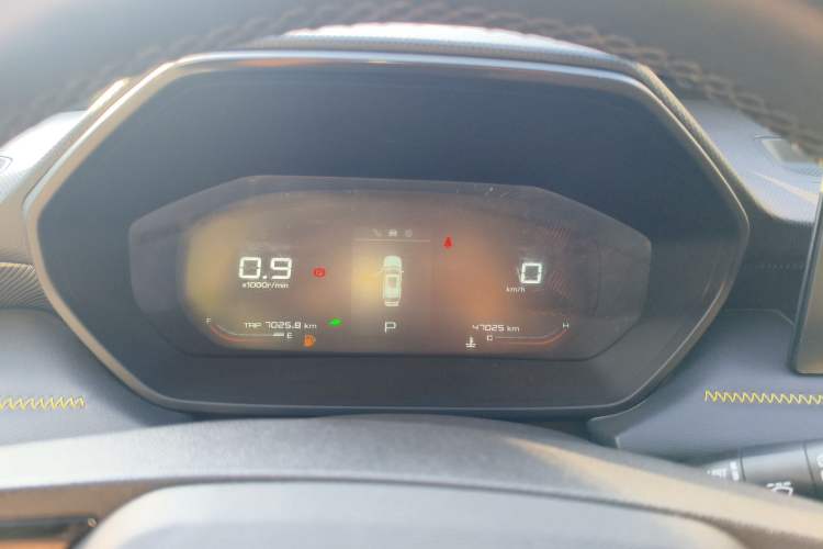 Used Wuling Alvez 2022 1.5T CVT Trendy & Cool Edition Instrument Cluster