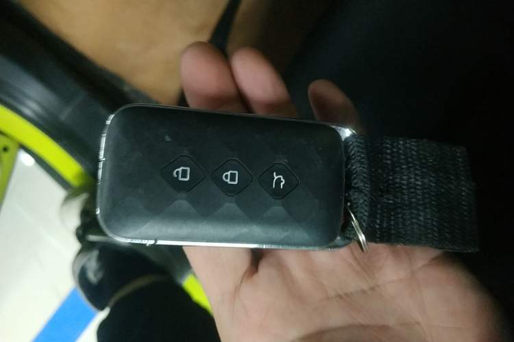 Used Wuling Alvez 2022 1.5L CVT Comfort Edition Interior 1