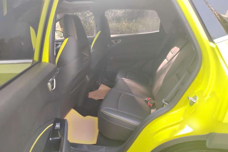 Used Wuling Alvez 2022 1.5T CVT Trendy & Cool Edition Interior 1