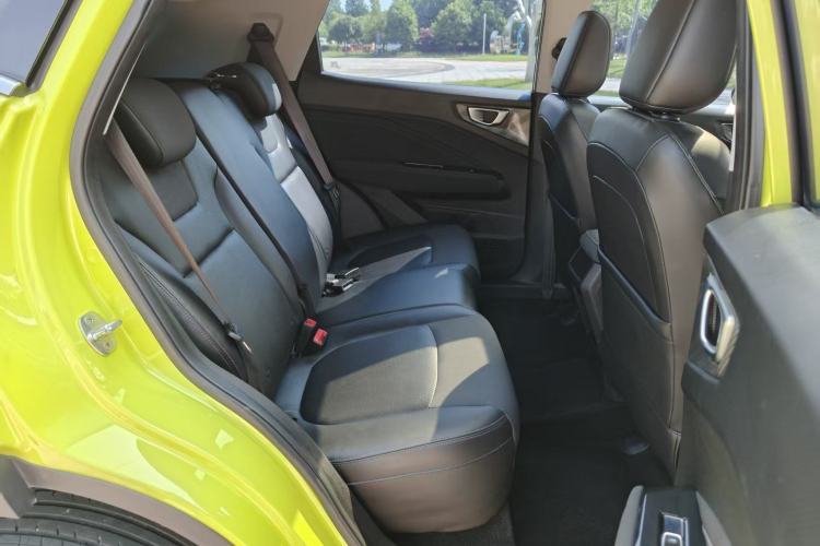 Used Wuling Alvez 2022 1.5L CVT Comfort Edition Interior 1