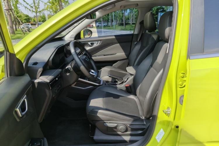 Used Wuling Alvez 2022 1.5L CVT Comfort Edition Interior 4