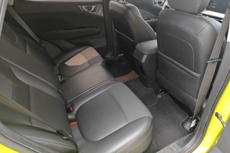 Used Wuling Alvez 2022 1.5L CVT Comfort Edition Interior 7