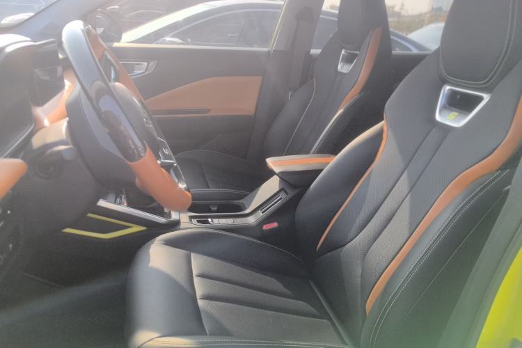 Used Wuling Alvez 2022 1.5T CVT Trendy & Cool Edition Left Front Seat