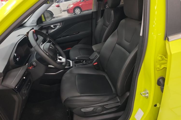 Used Wuling Alvez 2022 1.5L CVT Comfort Edition Left Front Seat