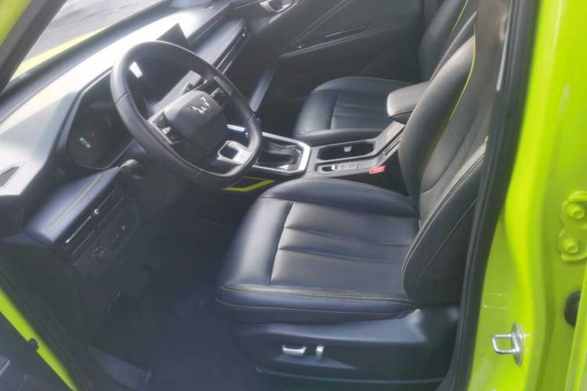 Used Wuling Alvez 2022 1.5T CVT Trendy & Cool Edition Left Front Seat