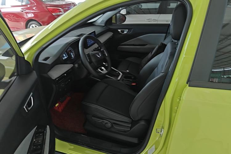 Used Wuling Alvez 2022 1.5L CVT Comfort Edition Left Front Seat