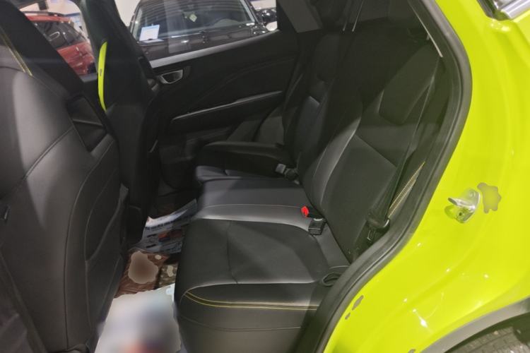 Used Wuling Alvez 2022 1.5T CVT Trendy & Cool Edition Left Rear Seat