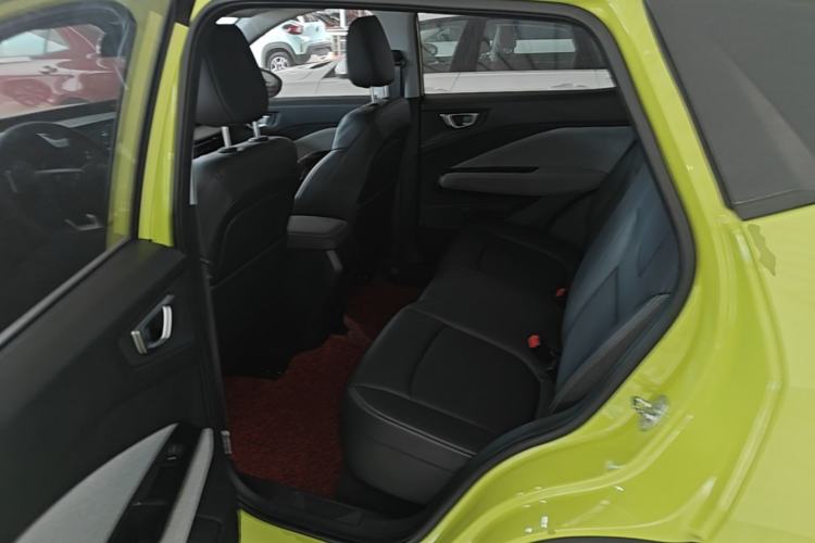 Used Wuling Alvez 2022 1.5L CVT Comfort Edition Left Rear Seat