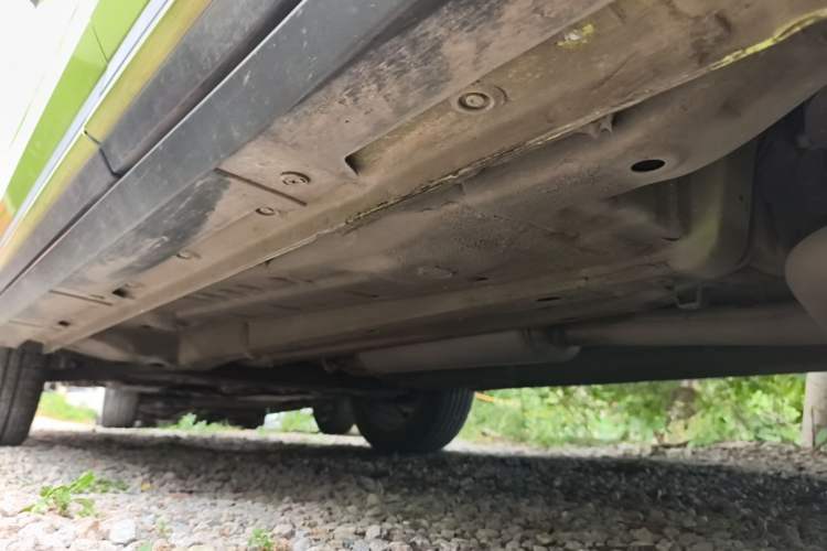 Used Wuling Alvez 2022 1.5T CVT Trendy & Cool Edition Left Side Sill