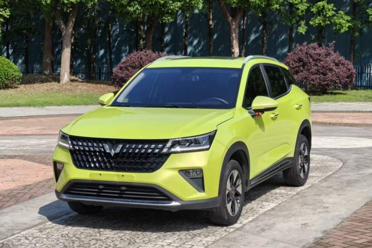 Used Wuling Alvez 2022 1.5L CVT Comfort Edition Guazi used car, China used car export, Used car for sale, Used  cars, Cheapest cars for sale