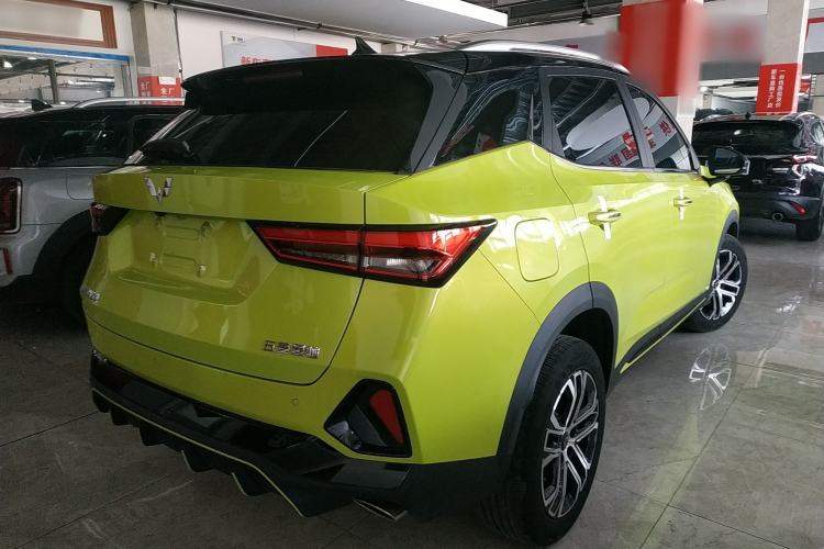 Used Wuling Alvez 2022 1.5T CVT Trendy & Cool Edition Rear Right 45 Deg