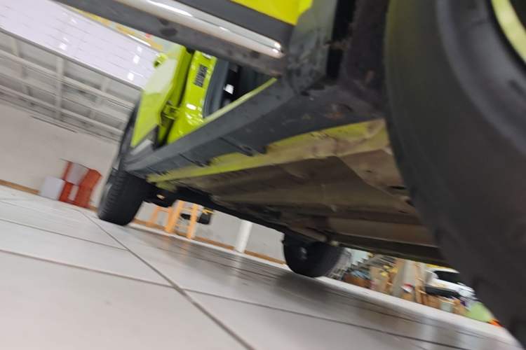 Used Wuling Alvez 2022 1.5L CVT Comfort Edition Right Side Sill
