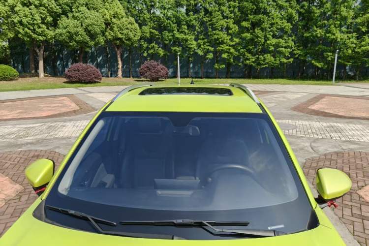 Used Wuling Alvez 2022 1.5L CVT Comfort Edition Roof