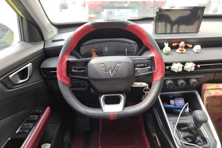 Used Wuling Alvez 2022 1.5L Manual Free-Style Model Steering Wheel