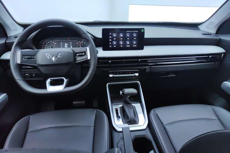 Used Wuling Alvez 2022 1.5L CVT Comfort Edition Center Console
