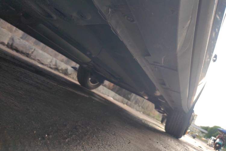 Used Wuling Alvez 2022 1.5L Manual Comfort Version Chassis Front Left