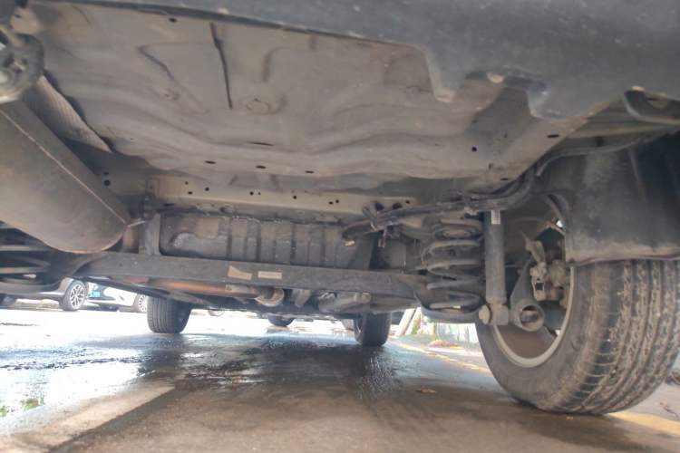 Used Wuling Alvez 2022 1.5L Manual Comfort Version Chassis Rear