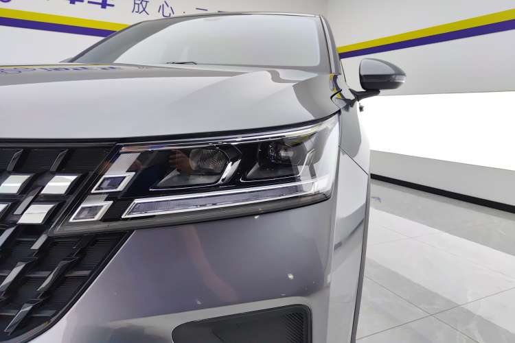 Used Wuling Alvez 2022 1.5L CVT Comfort Edition Left Front Headlight