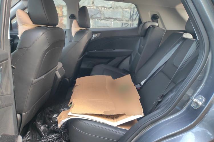 Used Wuling Alvez 2022 1.5L Manual Comfort Version Left Rear Seat