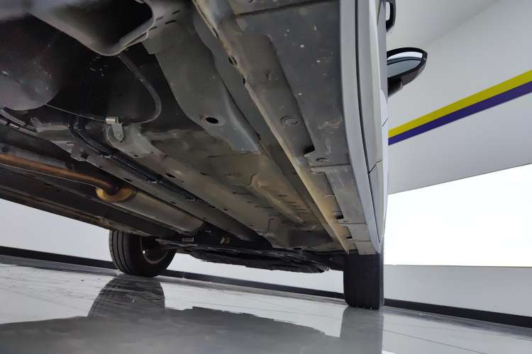 Used Wuling Alvez 2022 1.5L CVT Comfort Edition Right Side Sill