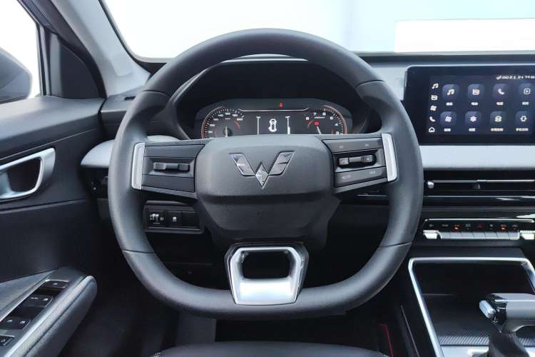 Used Wuling Alvez 2022 1.5L CVT Comfort Edition Steering Wheel
