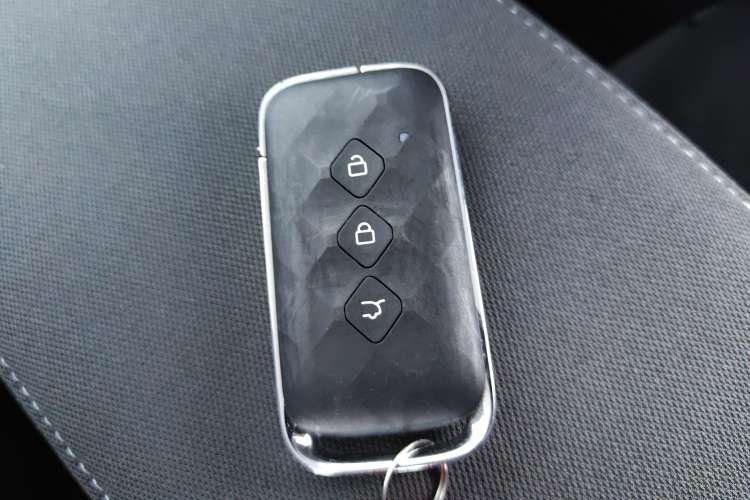 Used Wuling Alvez 2022 1.5L CVT Comfort Edition Vehicle Key