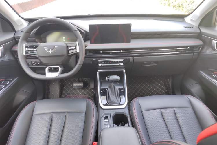 Used Wuling Alvez 2022 1.5T CVT Trendy & Cool Edition Center Console