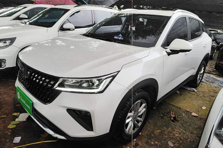 Used Wuling Alvez 2022 1.5L Manual Comfort Version Guazi used car, China used car export, Used car for sale, Used  cars, Cheapest cars for sale