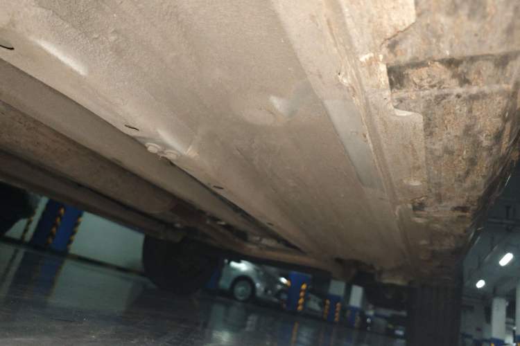 Used Wuling Alvez 2022 1.5L Manual Free-Style Model Chassis Front Left