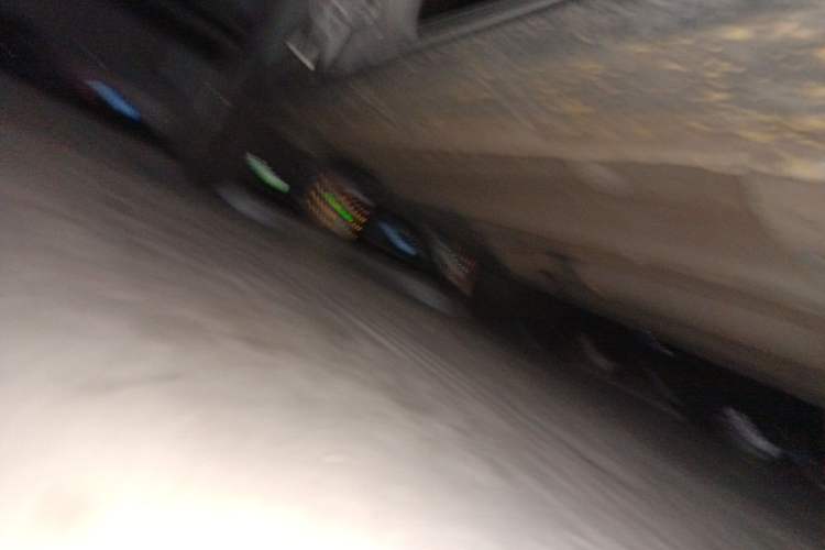 Used Wuling Alvez 2022 1.5L Manual Free-Style Model Chassis Front Right