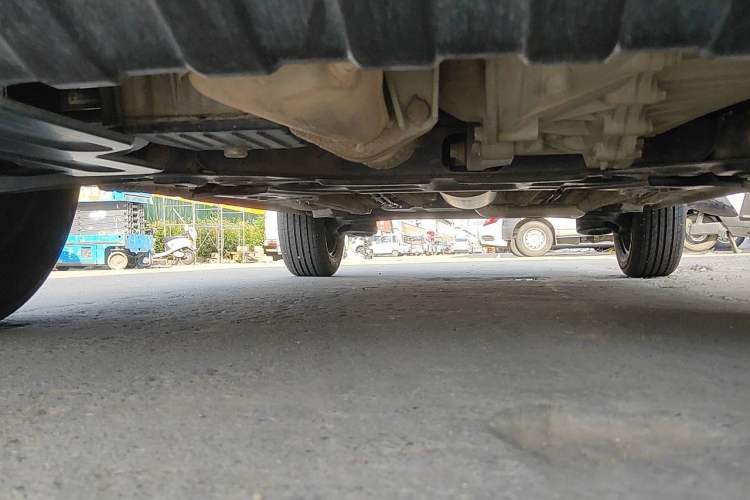 Used Wuling Alvez 2022 1.5L Manual Free-Style Model Chassis Front
