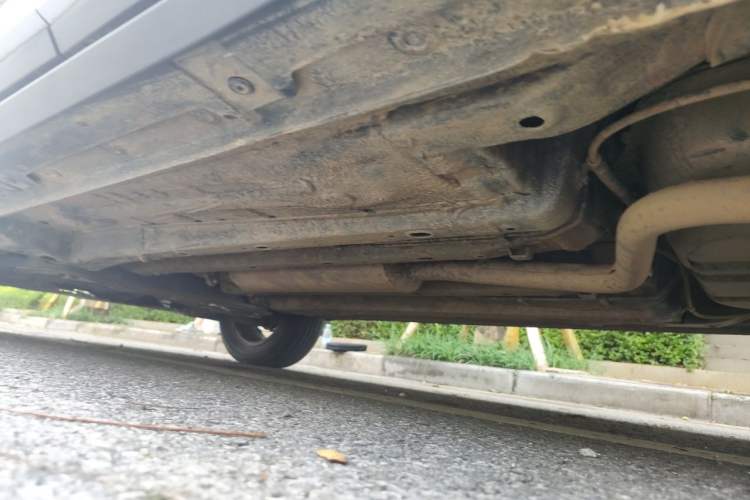 Used Wuling Alvez 2022 1.5L CVT Comfort Edition Chassis Rear Left