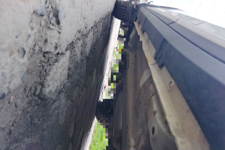 Used Wuling Alvez 2022 1.5L Manual Free-Style Model Chassis Rear Left