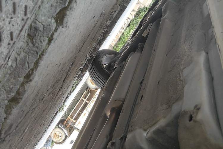 Used Wuling Alvez 2022 1.5L CVT Comfort Edition Chassis Rear Left