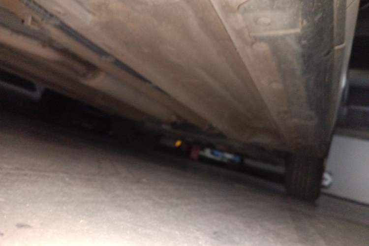 Used Wuling Alvez 2022 1.5L Manual Free-Style Model Chassis Rear Right