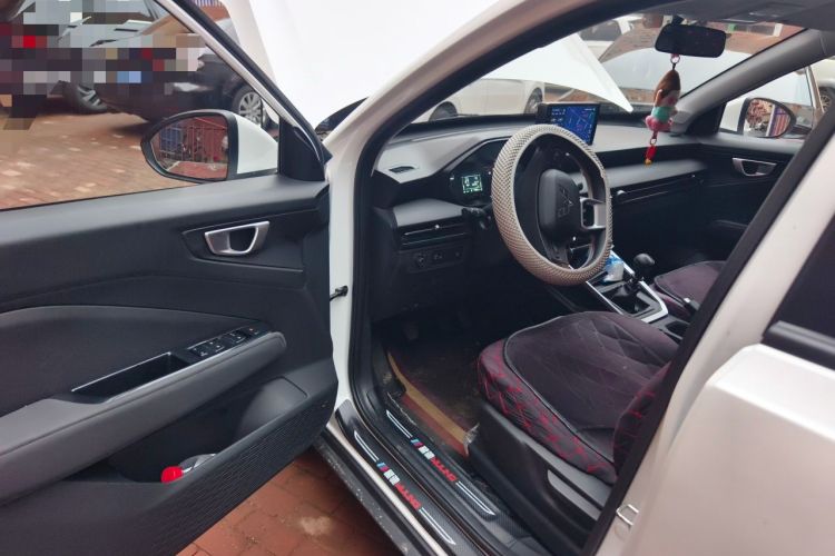 Used Wuling Alvez 2022 1.5L Manual Free-Style Model Driver Seat