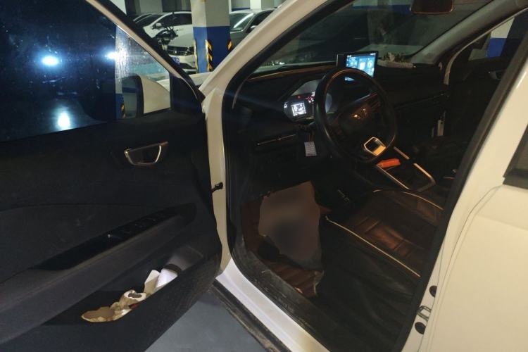 Used Wuling Alvez 2022 1.5L Manual Free-Style Model Driver Seat