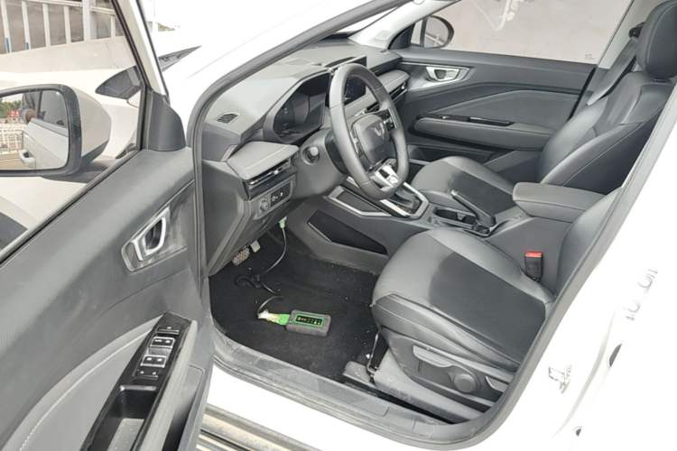 Used Wuling Alvez 2022 1.5L CVT Comfort Edition Driver Seat