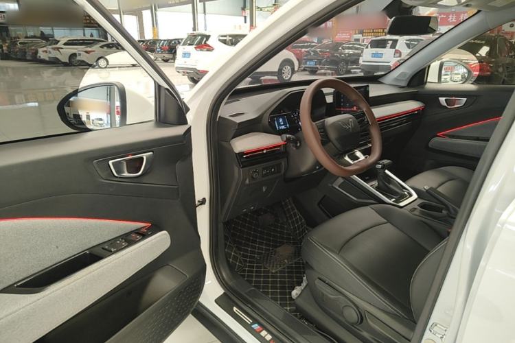 Used Wuling Alvez 2022 1.5L CVT Comfort Edition Driver Seat