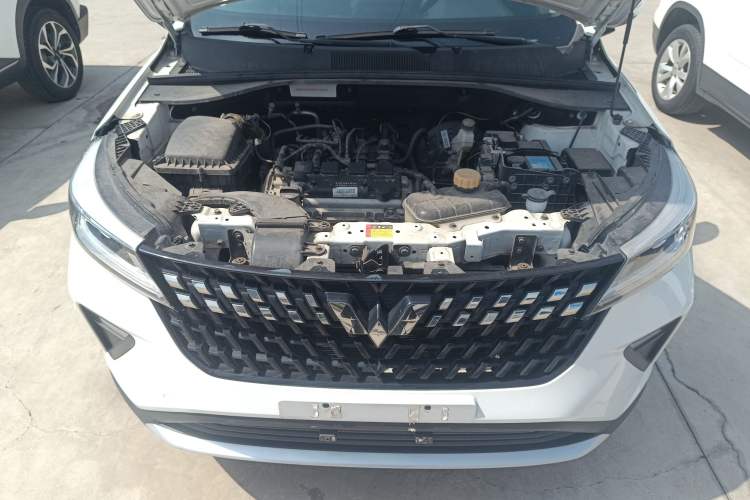 Used Wuling Alvez 2022 1.5L Manual Free-Style Model Engine Bay